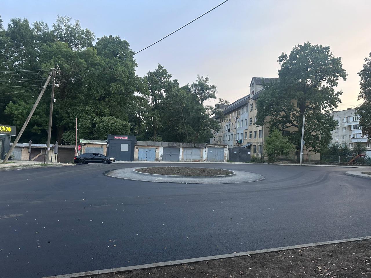 Парковка ТСЖ «Уральская»